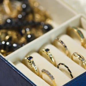 Les avantages d’avoir une boîte à bijoux