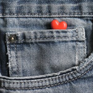 Le cendrier de poche : accessoire de mode pratique au quotidien