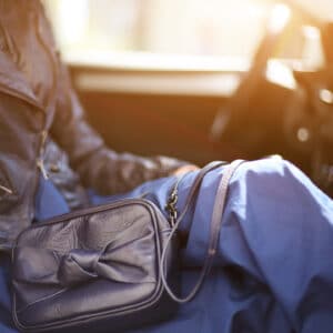 Luxe et fonctionnalité : Sac bandoulière à la française